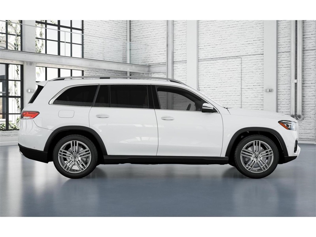 2025 Mercedes Benz GLS 450 4MATIC photo 2