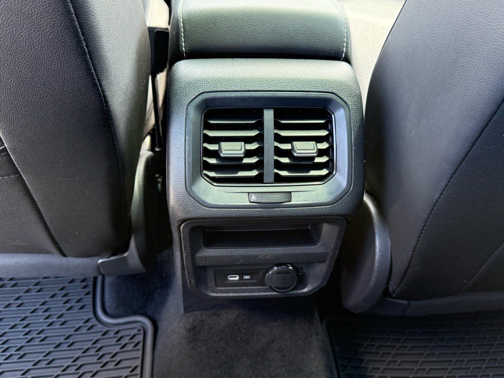 2023 Volkswagen Tiguan SE R-Line Black photo 13