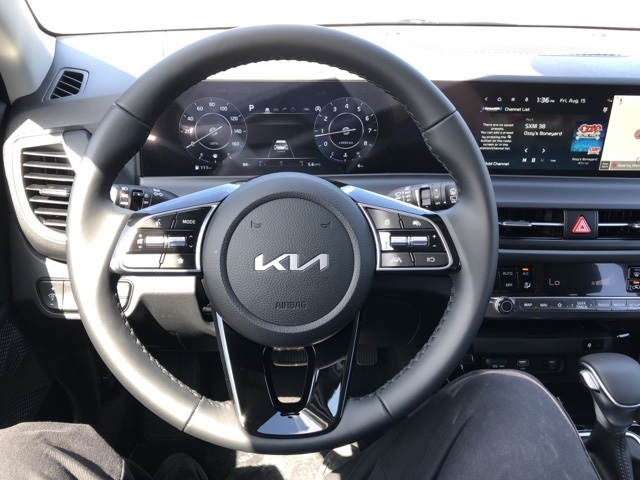2026 Kia Seltos EX photo 12