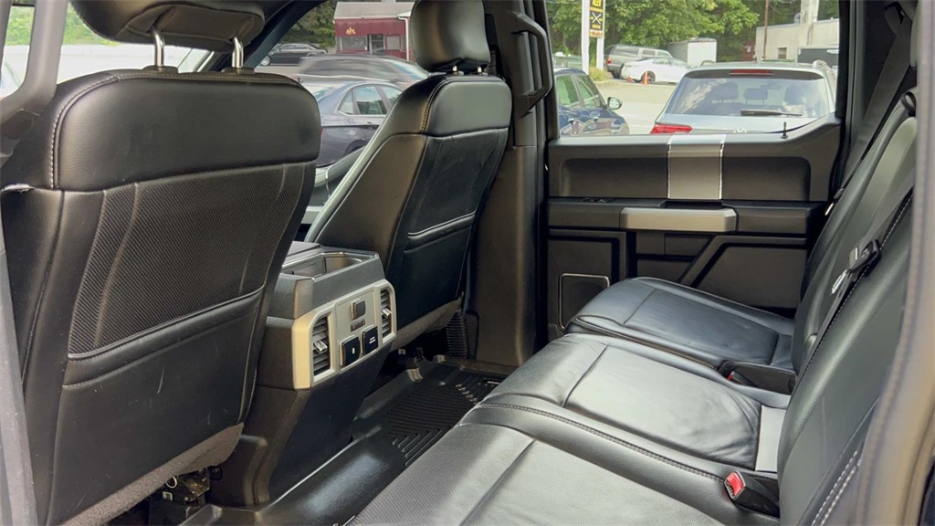 2017 Ford F-150 Lariat photo 10