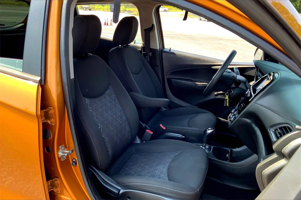 2019 Chevrolet Spark LS photo 7