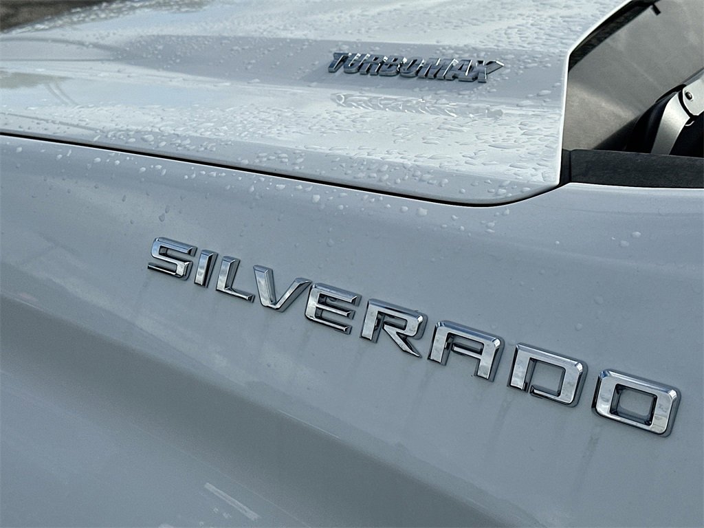 2025 Chevrolet Silverado 1500 Custom photo 17