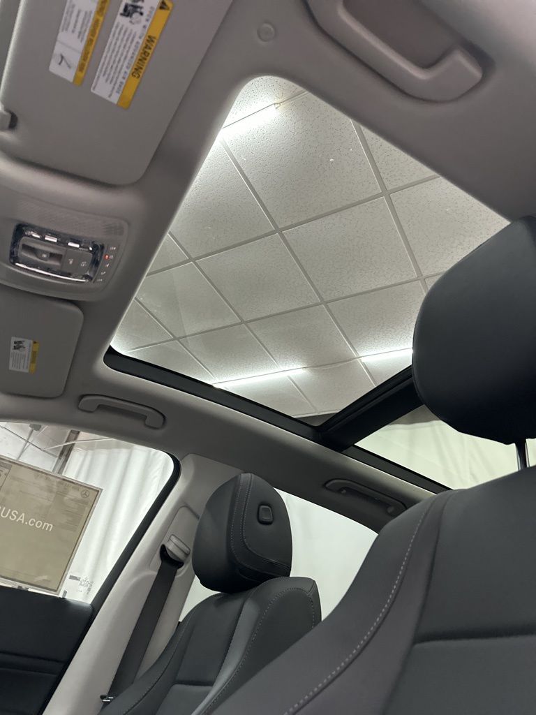 2026 Mercedes Benz GLE 450 4MATIC photo 16