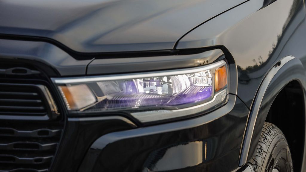 2025 Ram 1500 Big Horn Lone Star photo 4