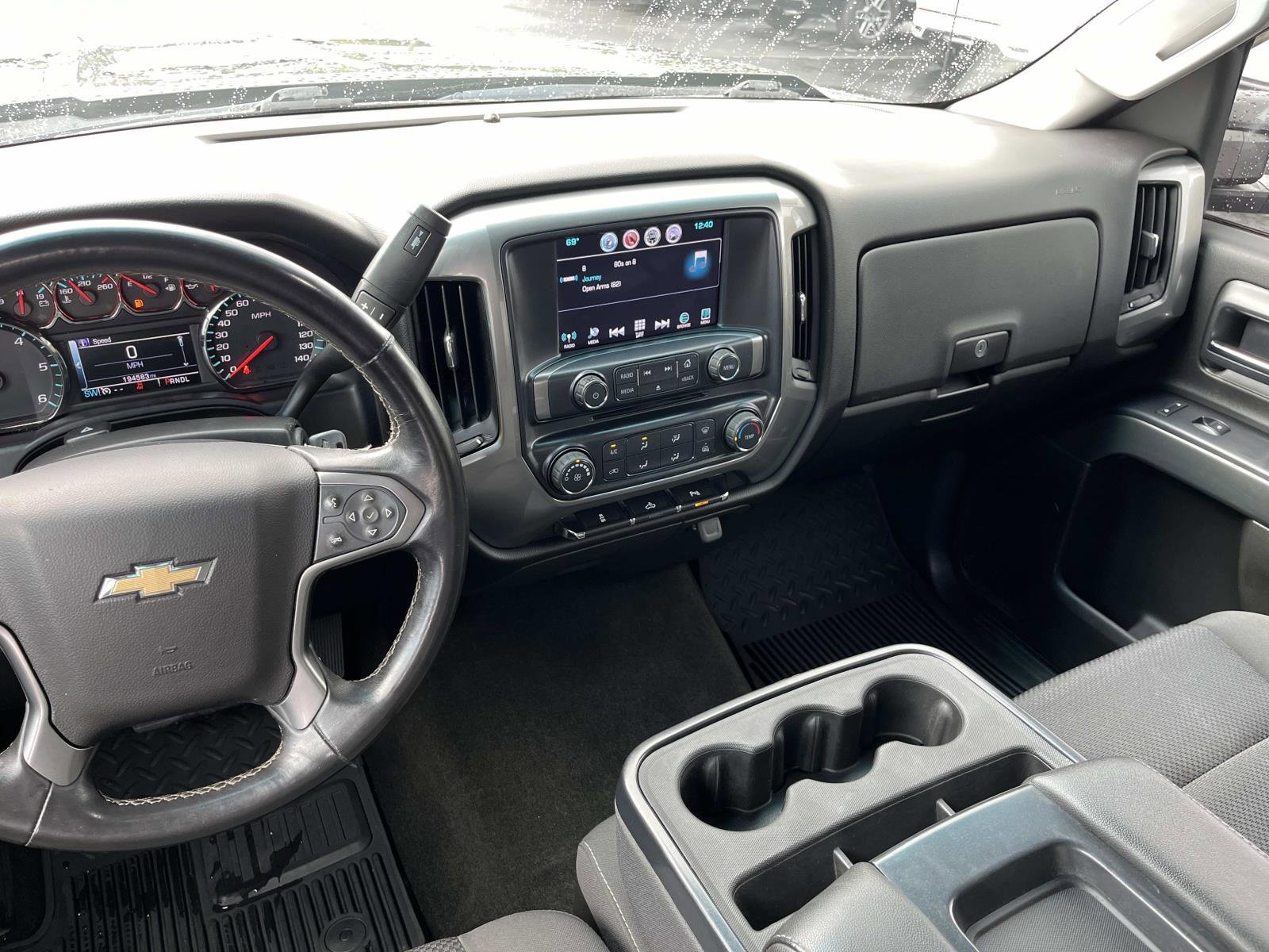 2017 Chevrolet Silverado 1500 LT photo 12