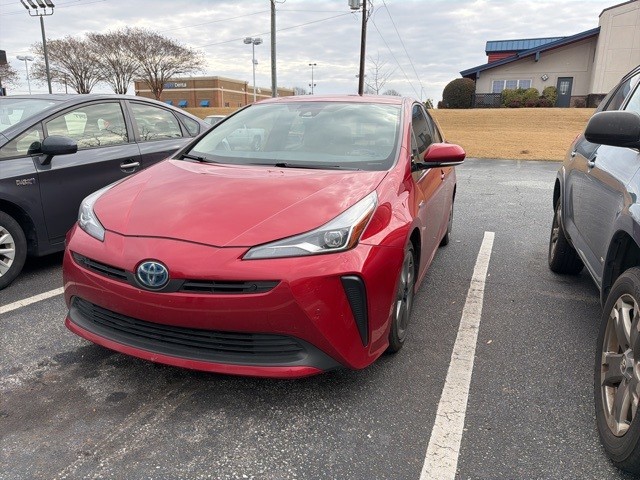 2019 Toyota Prius Limited's photo