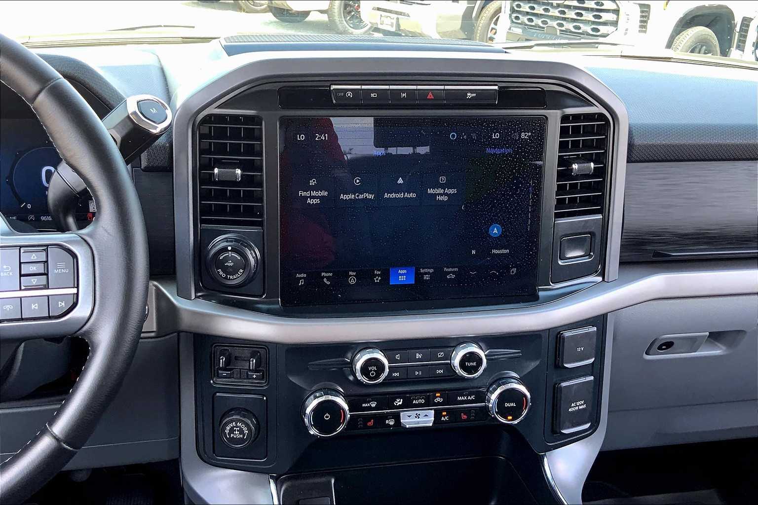 2024 Ford F-150 XLT photo 6
