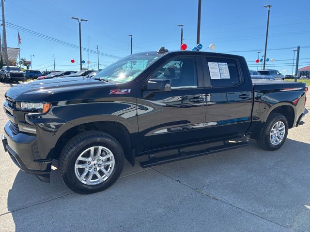 2021 Chevrolet Silverado 1500 RST photo 3