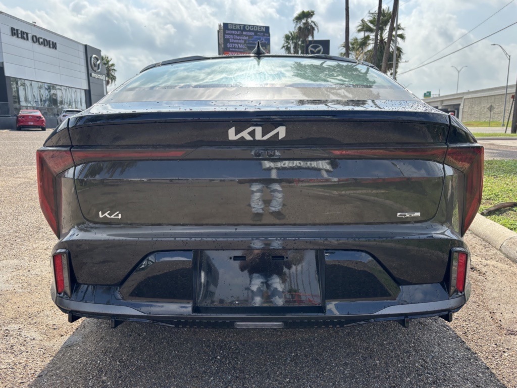 2025 Kia K4 GT-Line photo 5