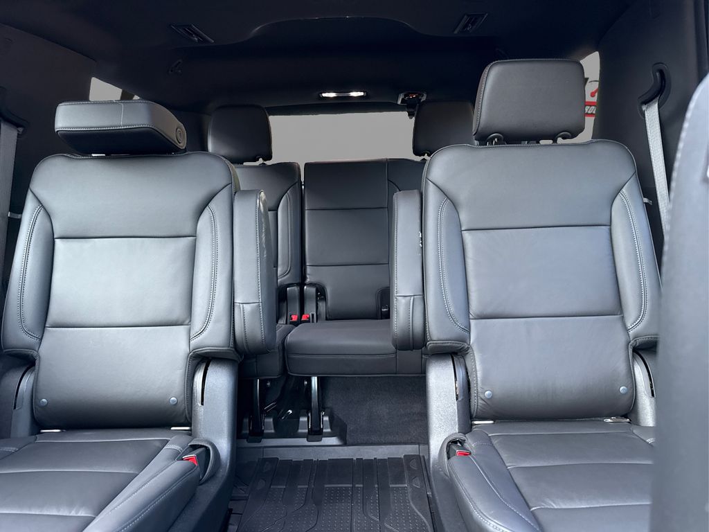 2021 Chevrolet Tahoe Z71 photo 19