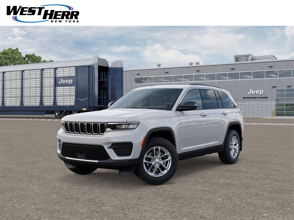2025 Jeep Grand Cherokee Laredo's photo