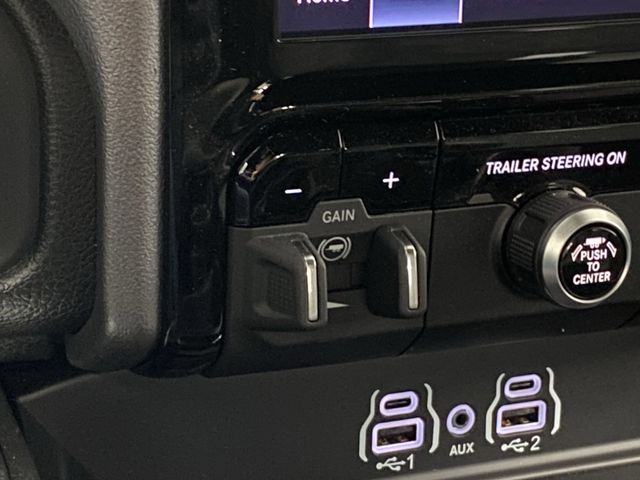 2025 Ram 2500 Big Horn photo 24