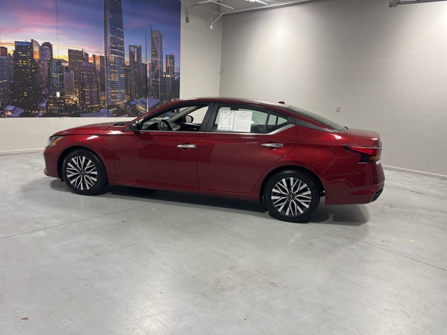 2024 Nissan Altima 2.5 SV photo 3