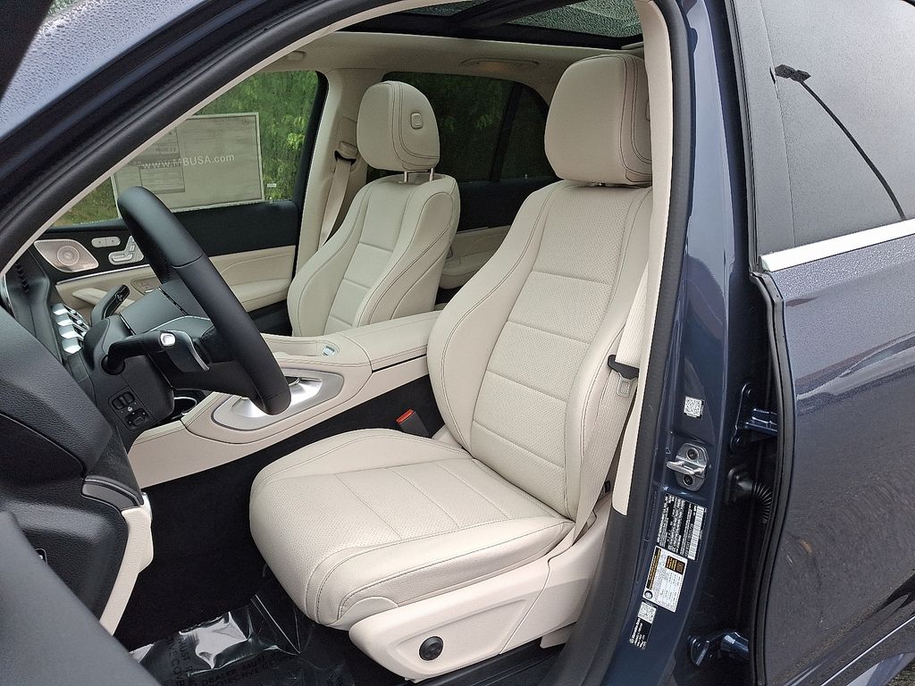 2026 Mercedes Benz GLE 450 4MATIC photo 6
