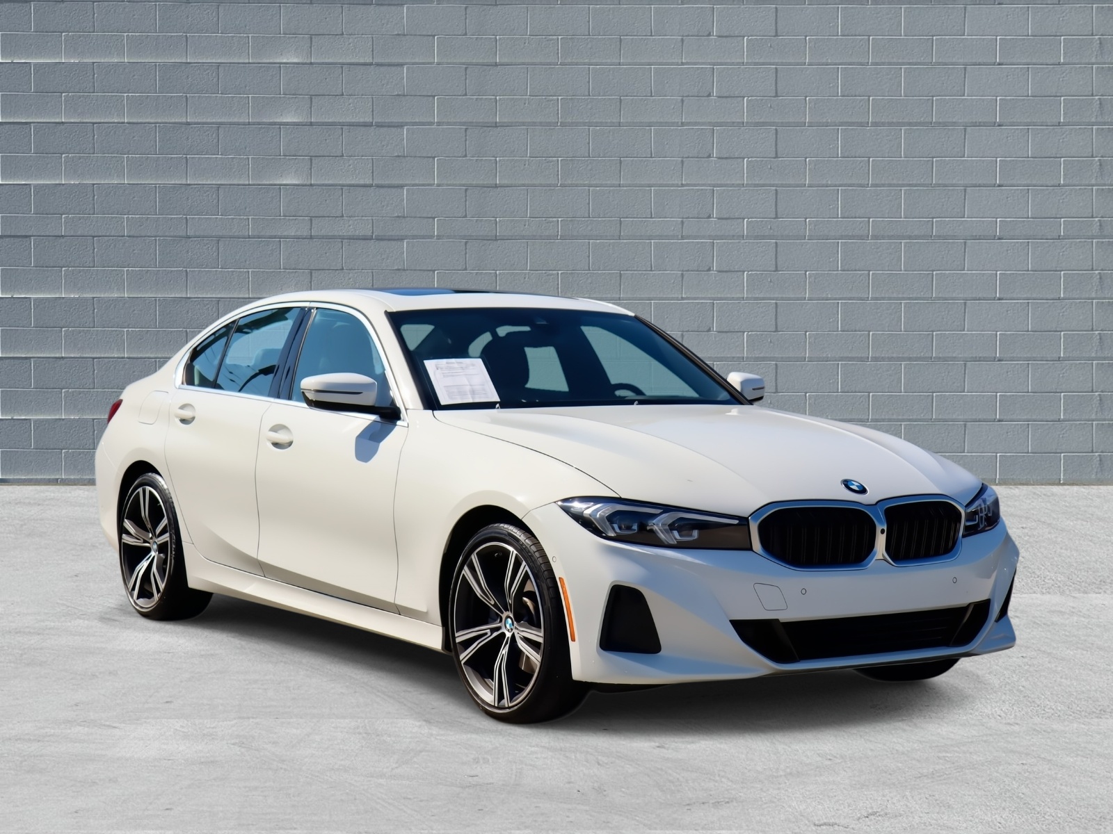 2024 BMW 3 Series 330i