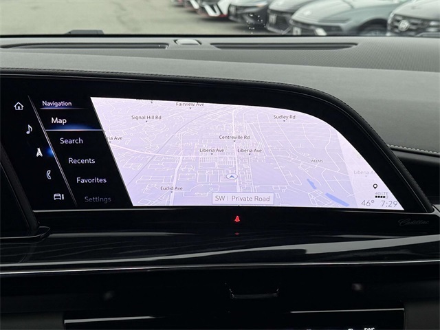 2024 Cadillac Escalade Sport photo 3