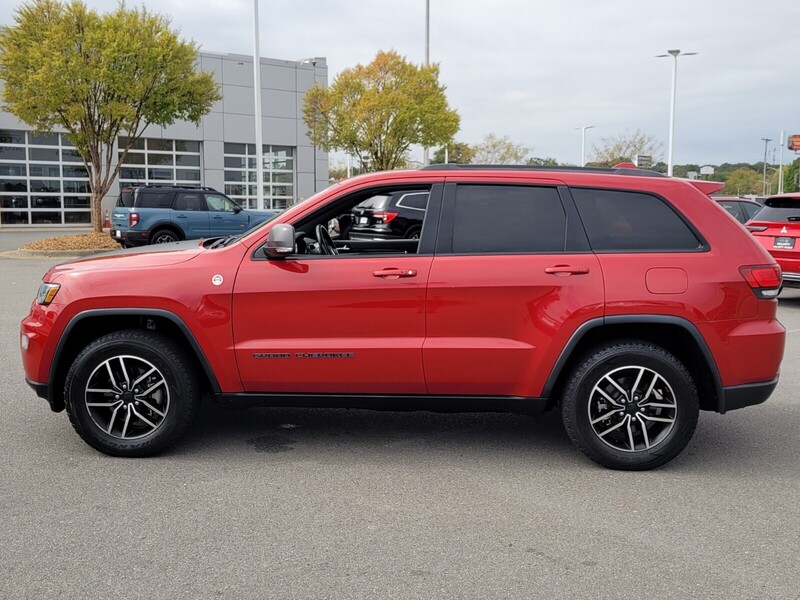 2020 Jeep Grand Cherokee Trailhawk photo 4