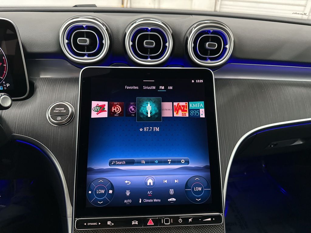 2025 Mercedes Benz C 300 photo 15