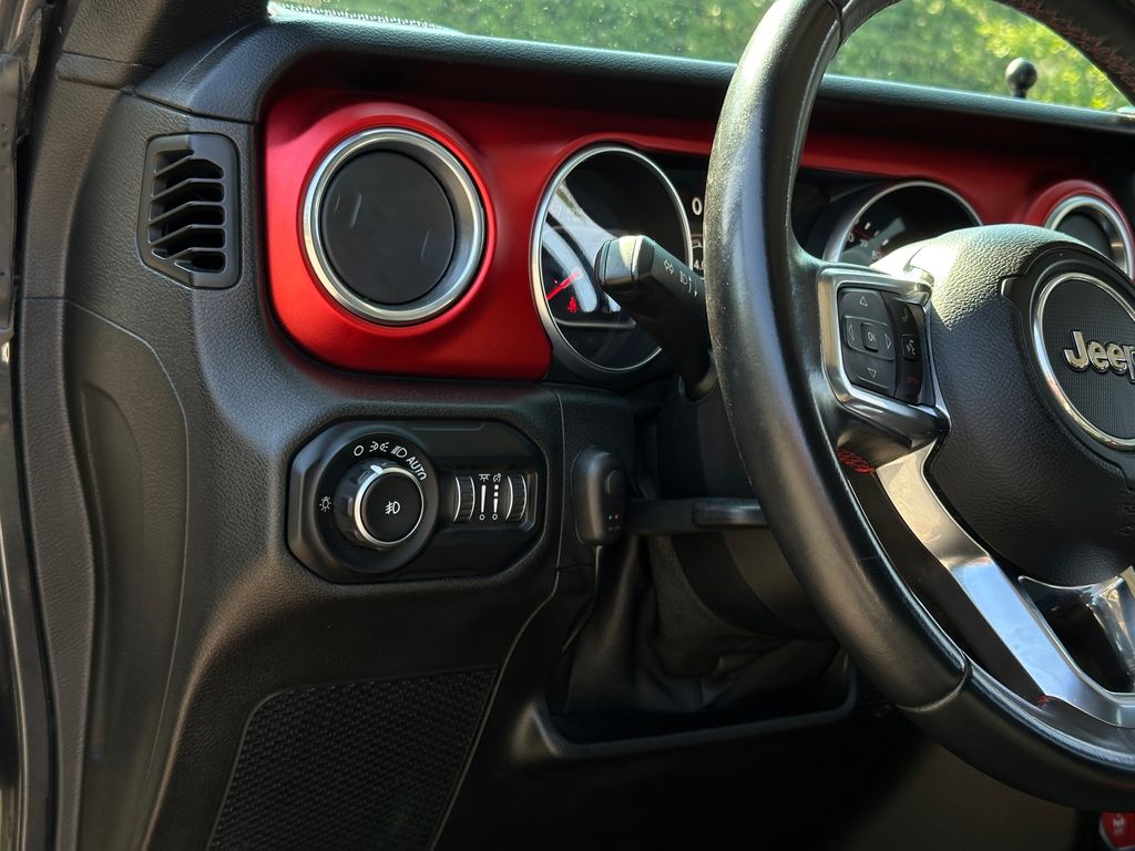 2018 Jeep Wrangler Unlimited Rubicon photo 23