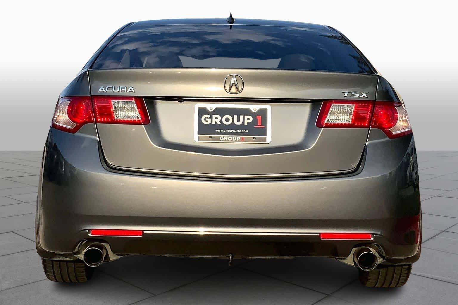 2010 Acura TSX photo 4