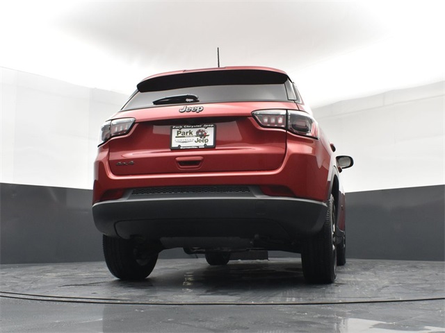 2025 Jeep Compass North Edition Latitude photo 19