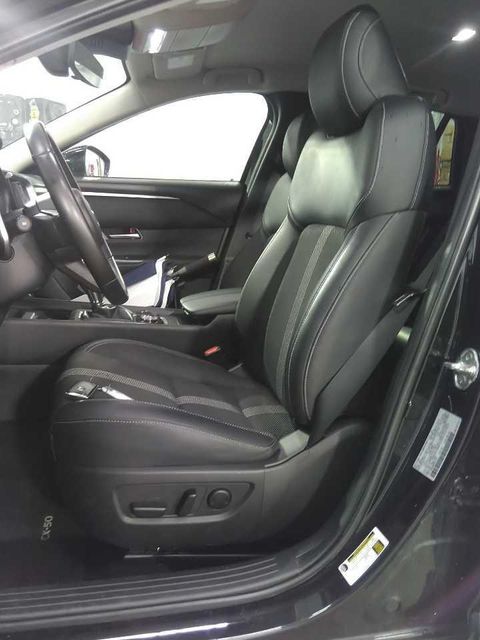 2024 Mazda CX-50 2.5 S Preferred photo 2