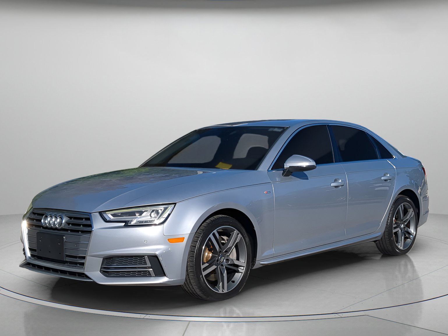 2018 Audi A4 Premium Plus's photo