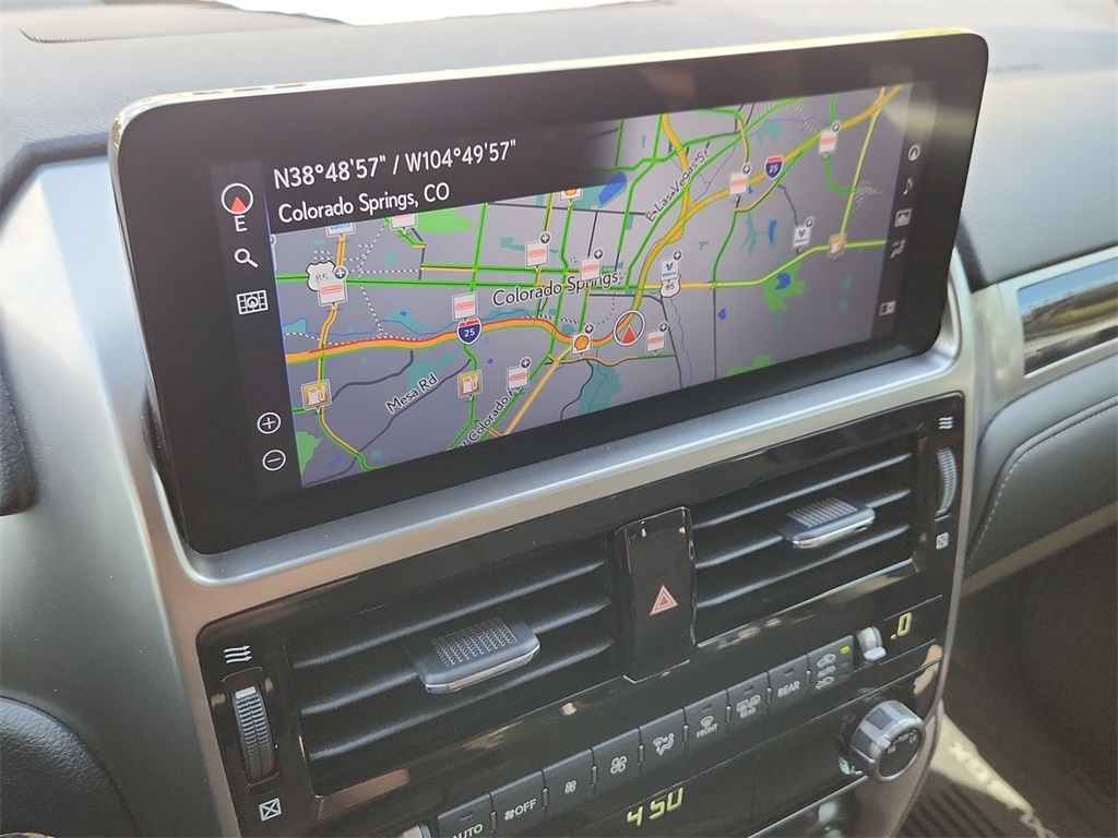 2023 Lexus GX Premium photo 14