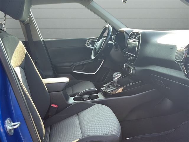 2022 Kia Soul X-Line photo 13