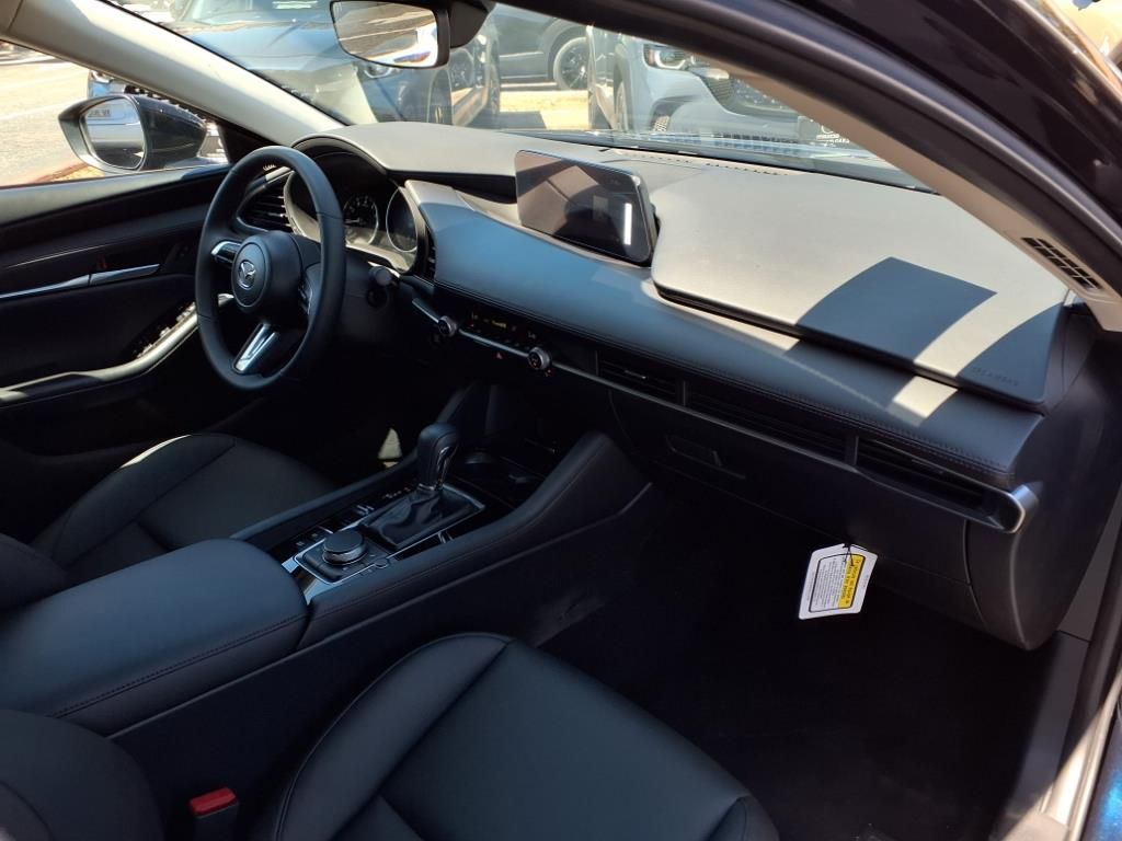 2025 Mazda Mazda3 Sedan 2.5 Select Sport photo 21