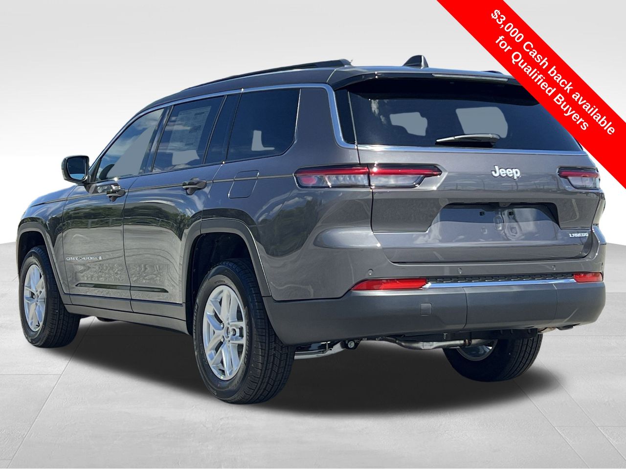 2025 Jeep Grand Cherokee Laredo X photo 4