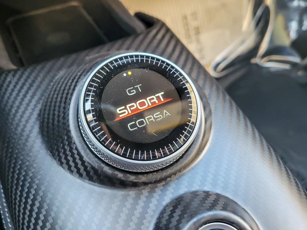 2024 MASERATI MC20 - Image 17