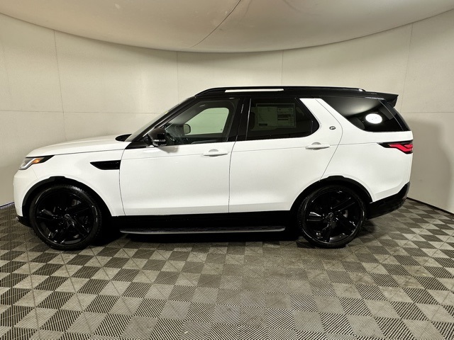 2025 Land Rover Discovery SE photo 8
