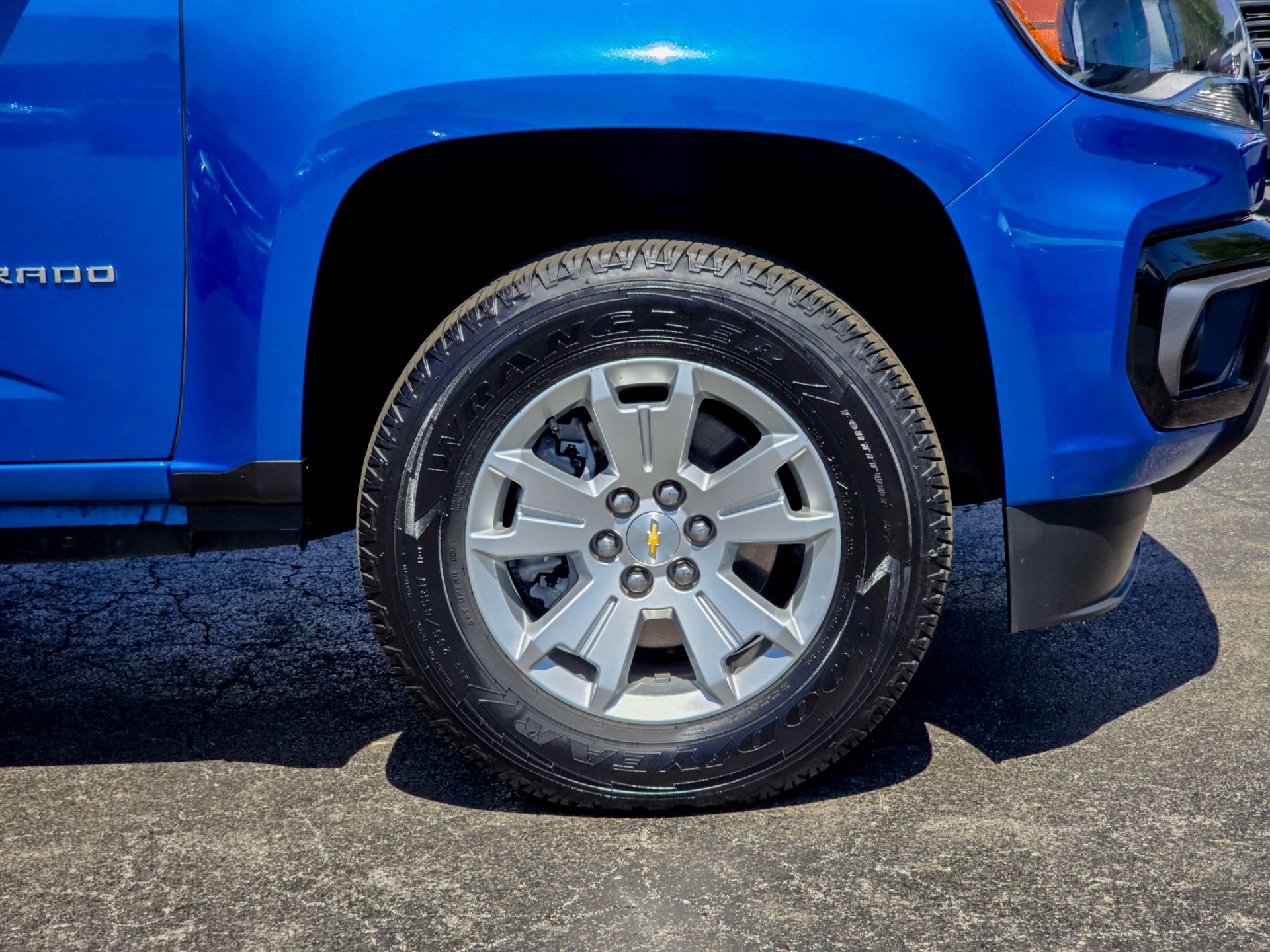 2022 Chevrolet Colorado LT photo 14