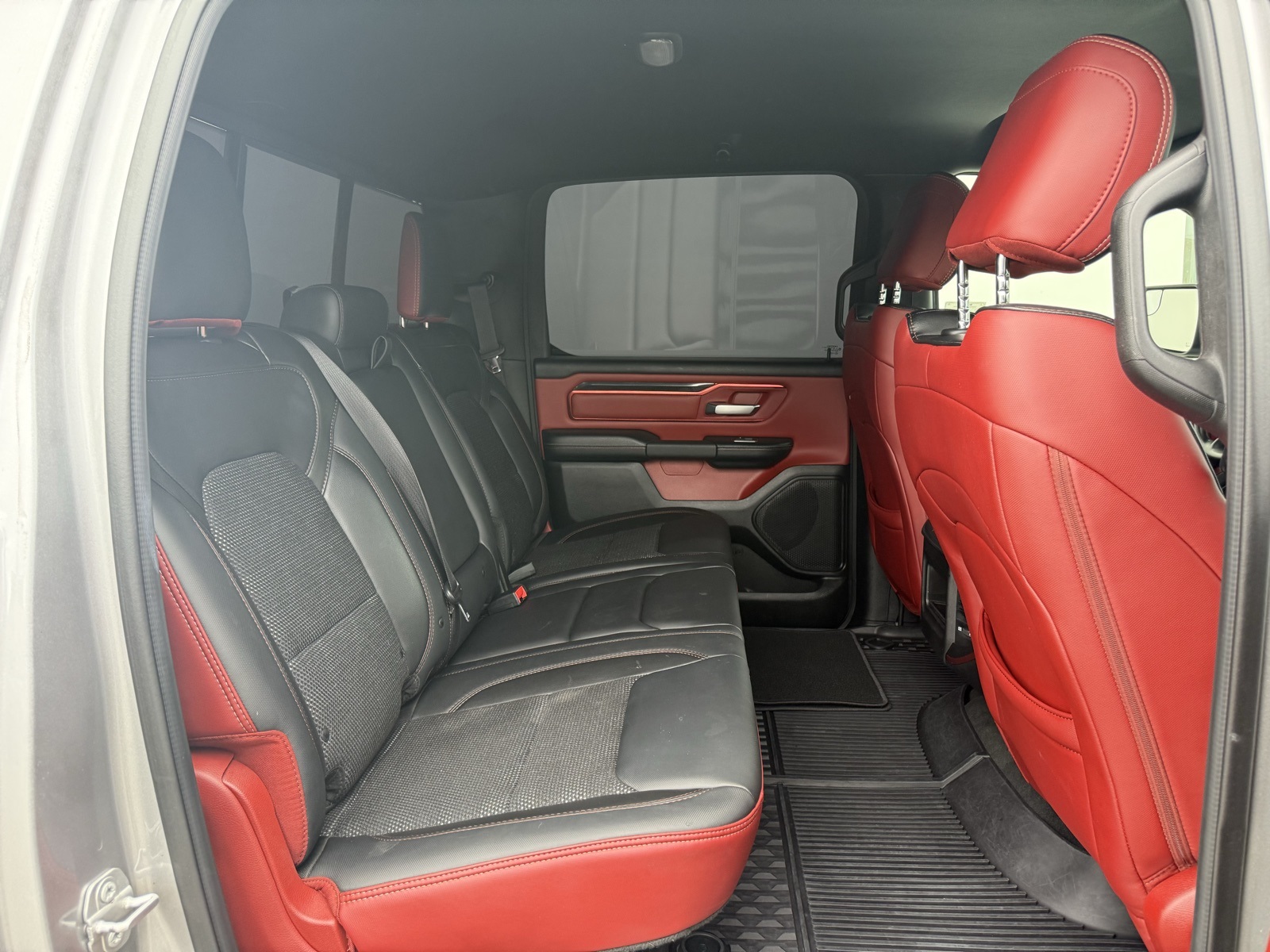 2019 Ram 1500 Rebel photo 27