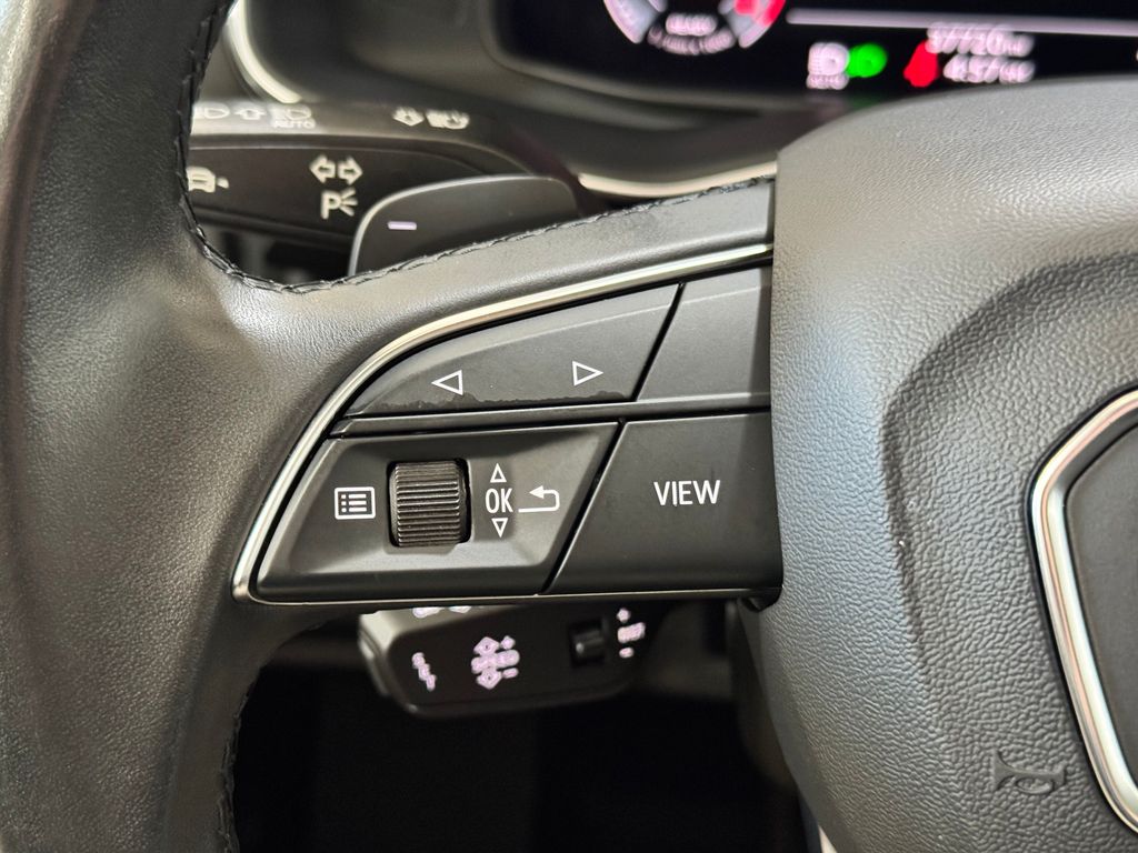 2022 Audi Q7 55 Premium Plus photo 18