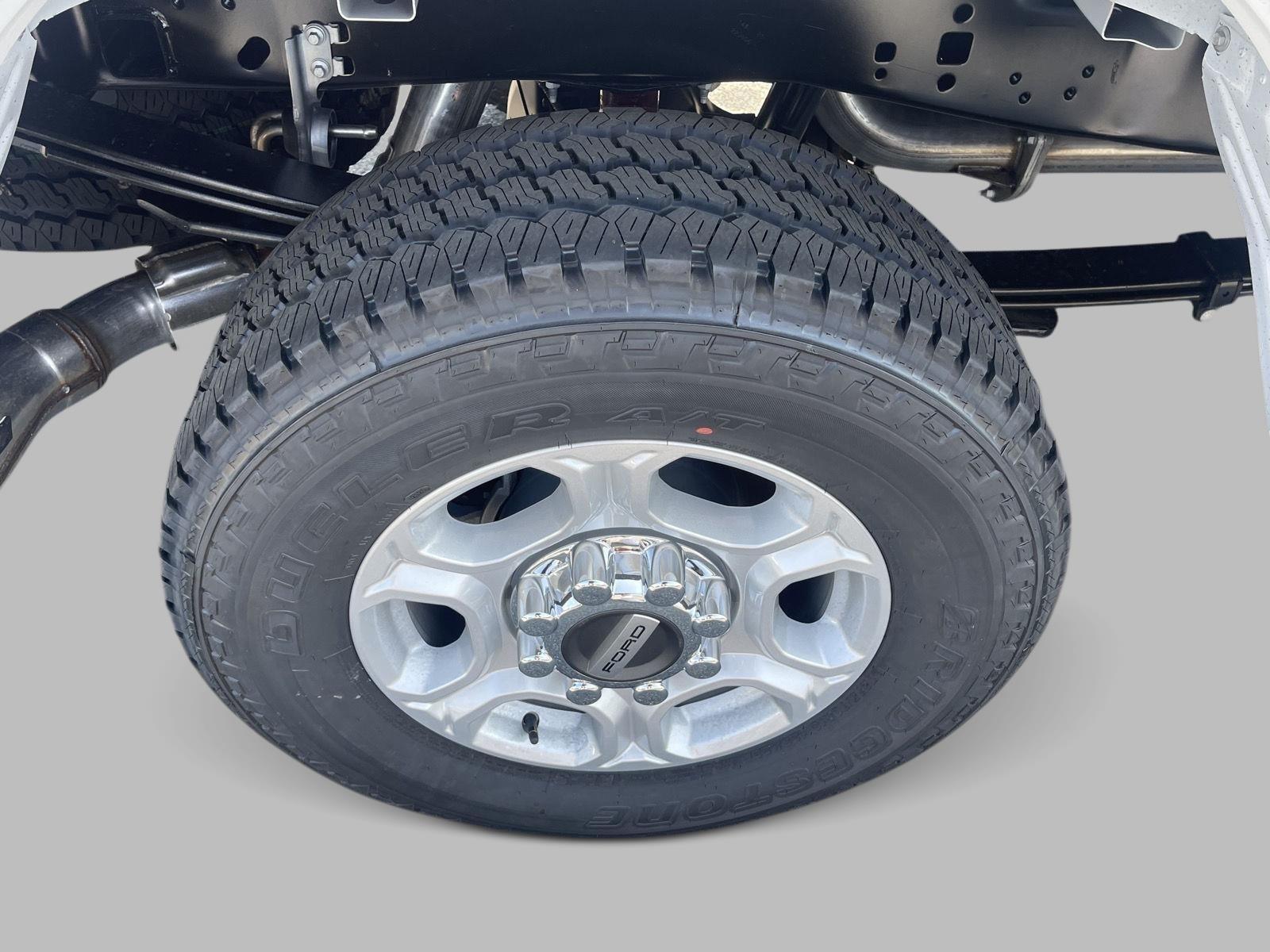 2025 Ford F-250 XLT photo 11