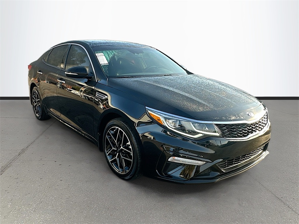 2020 Kia Optima SE's photo