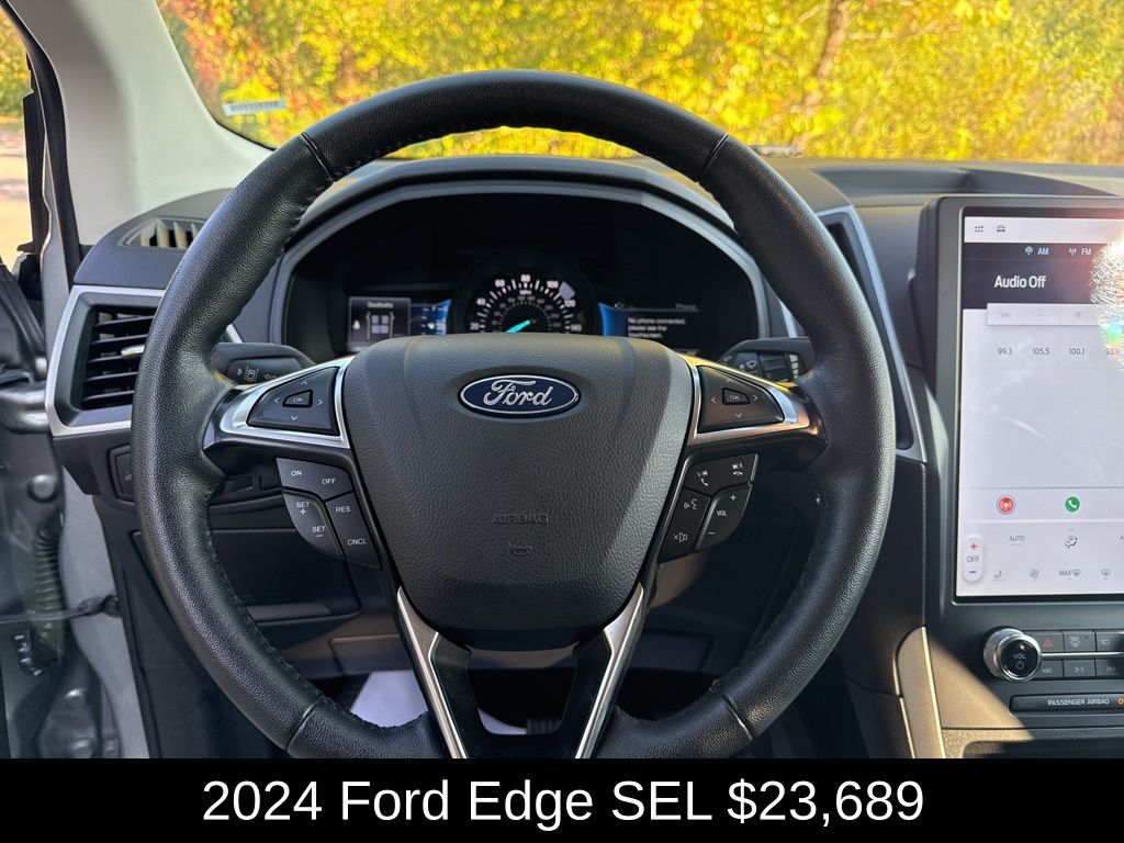 2024 Ford Edge SEL photo 21
