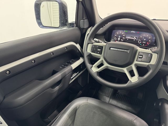 2020 Land Rover Defender 110 SE photo 33