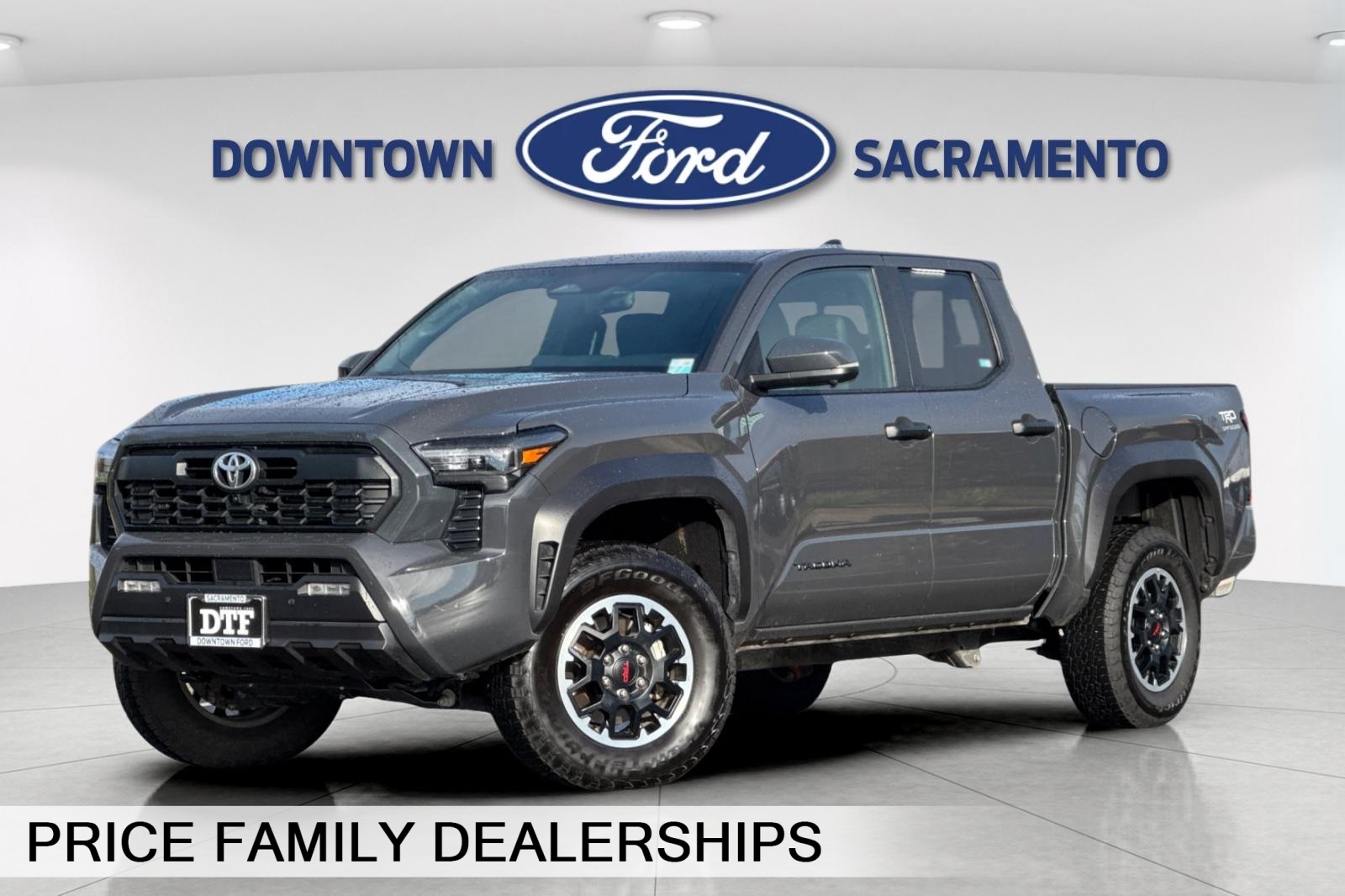 2025 Toyota Tacoma TRD Off Road's photo