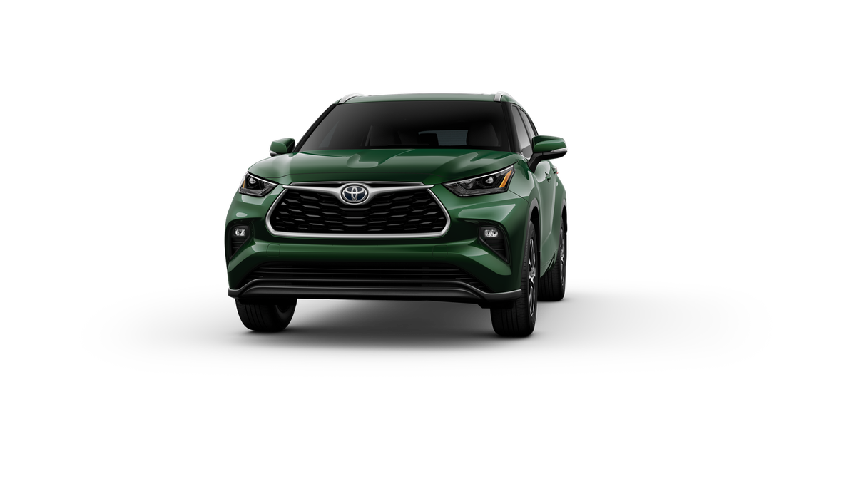 2025 Toyota Highlander XLE photo 9