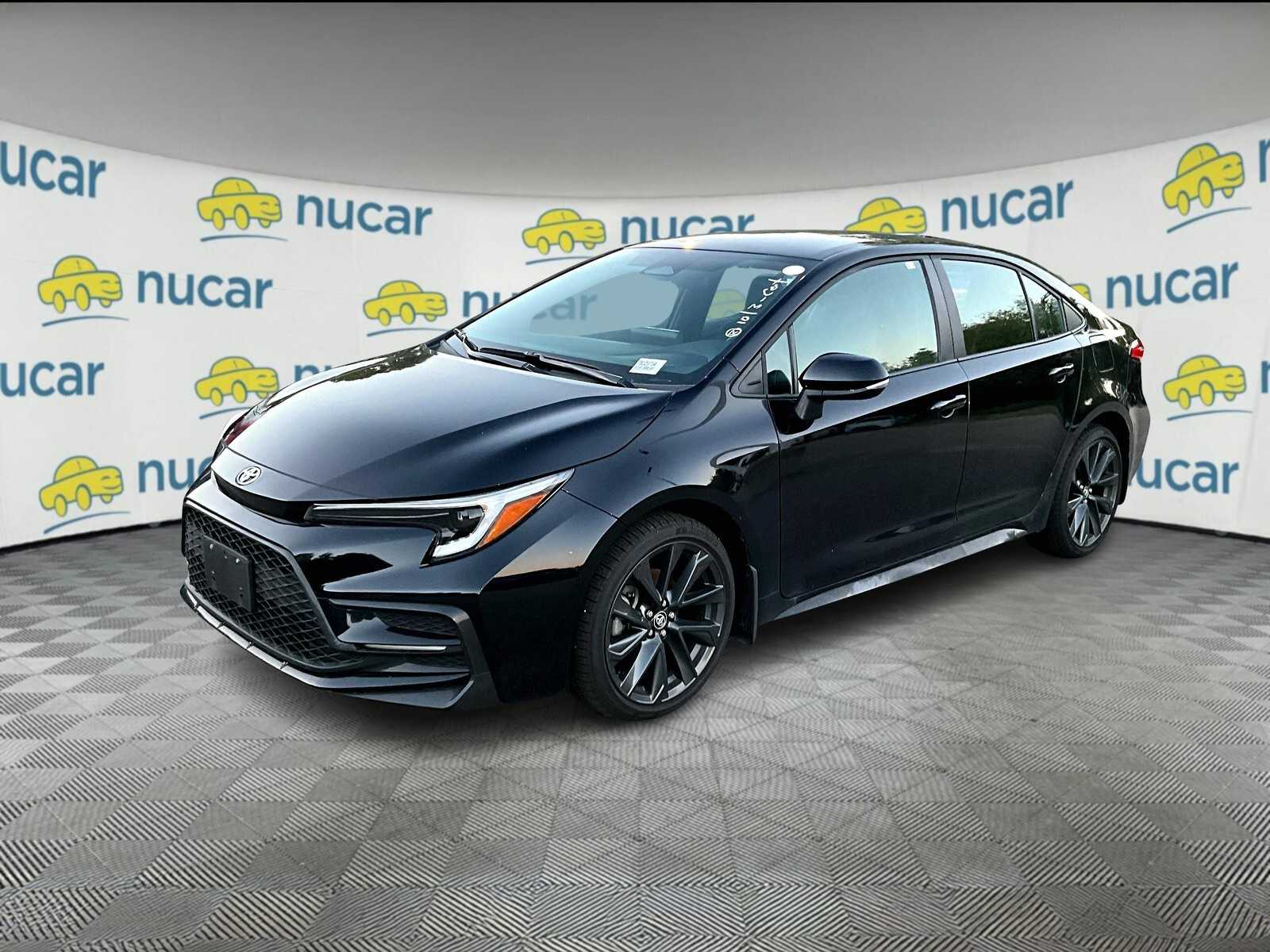 2025 Toyota Corolla SE photo 2
