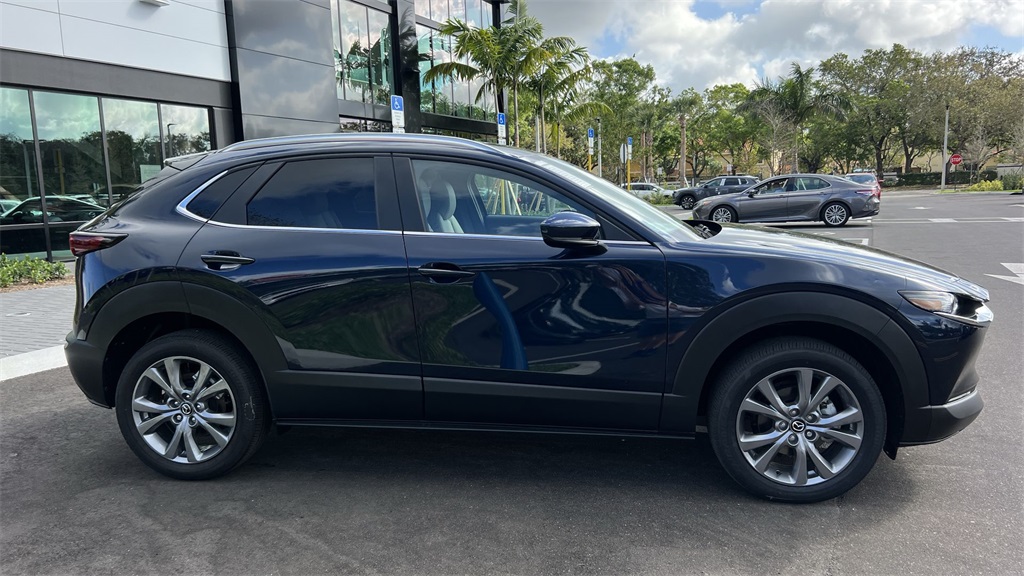 2024 Mazda CX-30 2.5 S Preferred photo 4