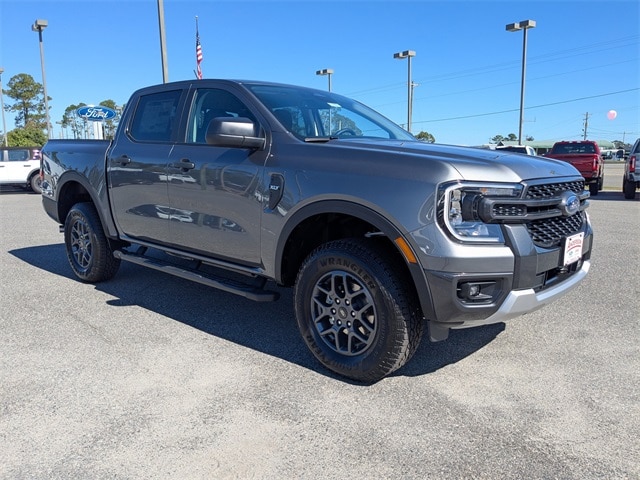 2025 Ford Ranger XLT photo 2