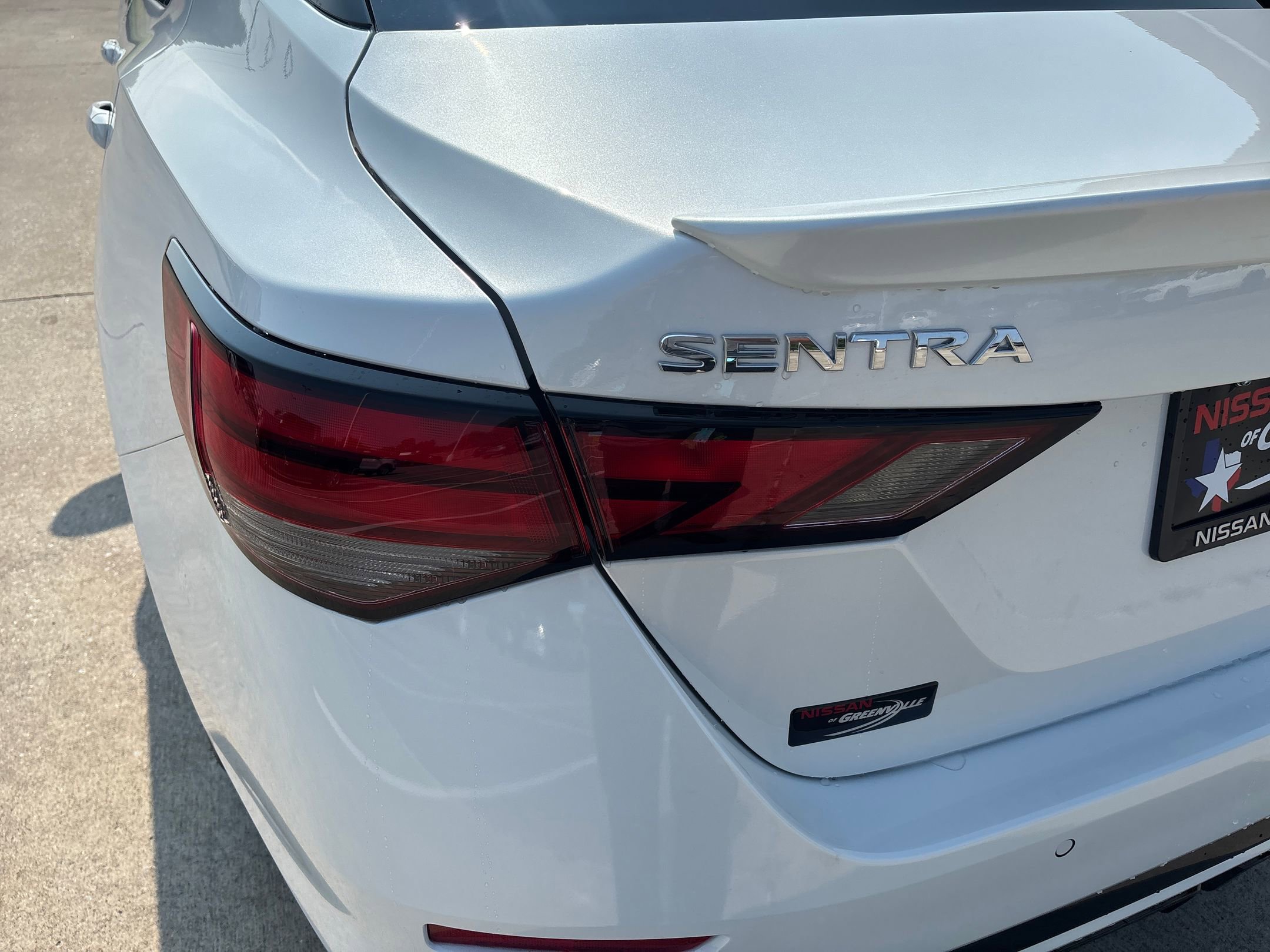 2025 Nissan Sentra SR photo 13