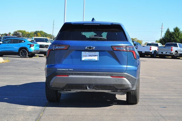 2026 Chevrolet Equinox LT photo 4