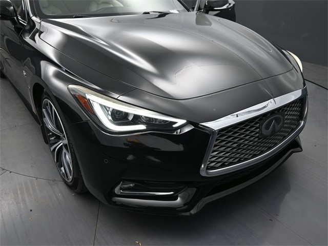 2018 Infiniti Q60 3.0t Luxe photo 18