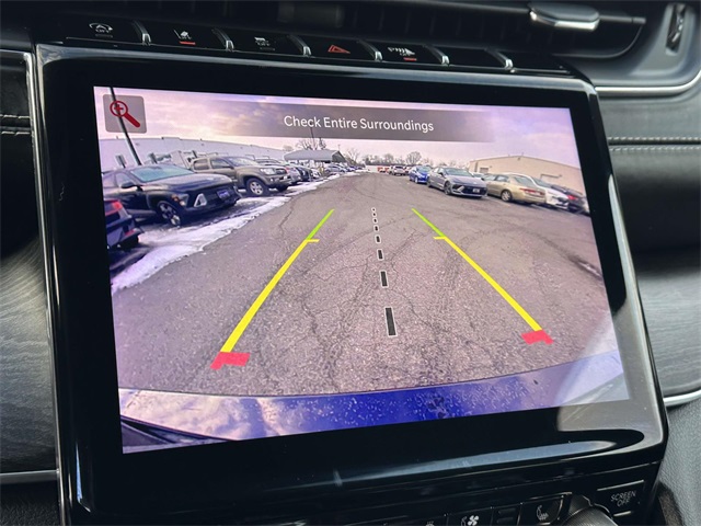 2021 Jeep Grand Cherokee Overland photo 4