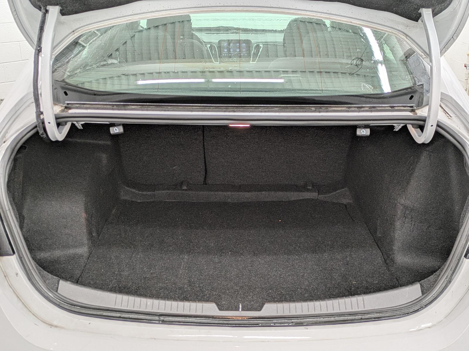 2024 Chevrolet Malibu 1LT photo 11